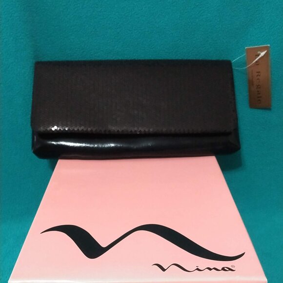 Nina sandals & clutch - Picture 7 of 7